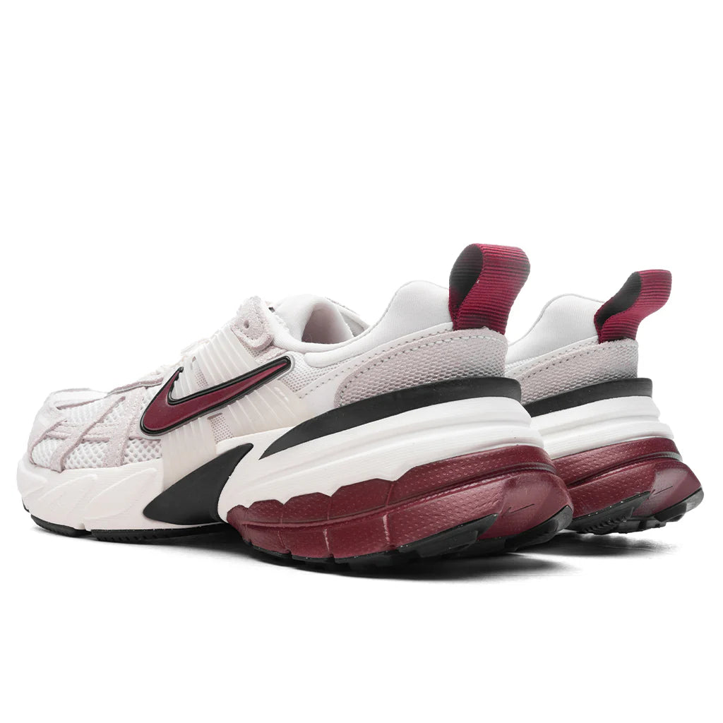 Womens V2K Run SE White Team Red Black