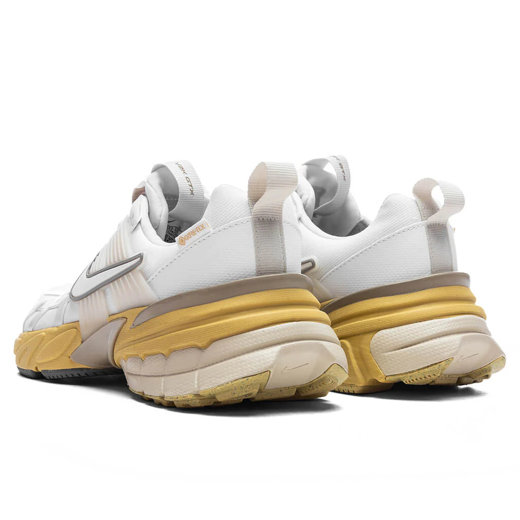Womens V2K Run GTX White Summit White Light Bone