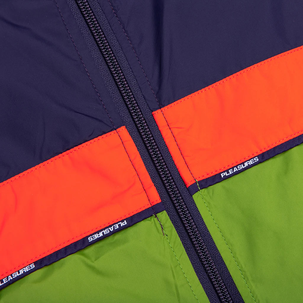 Spirit Hooded Windbreaker Purple