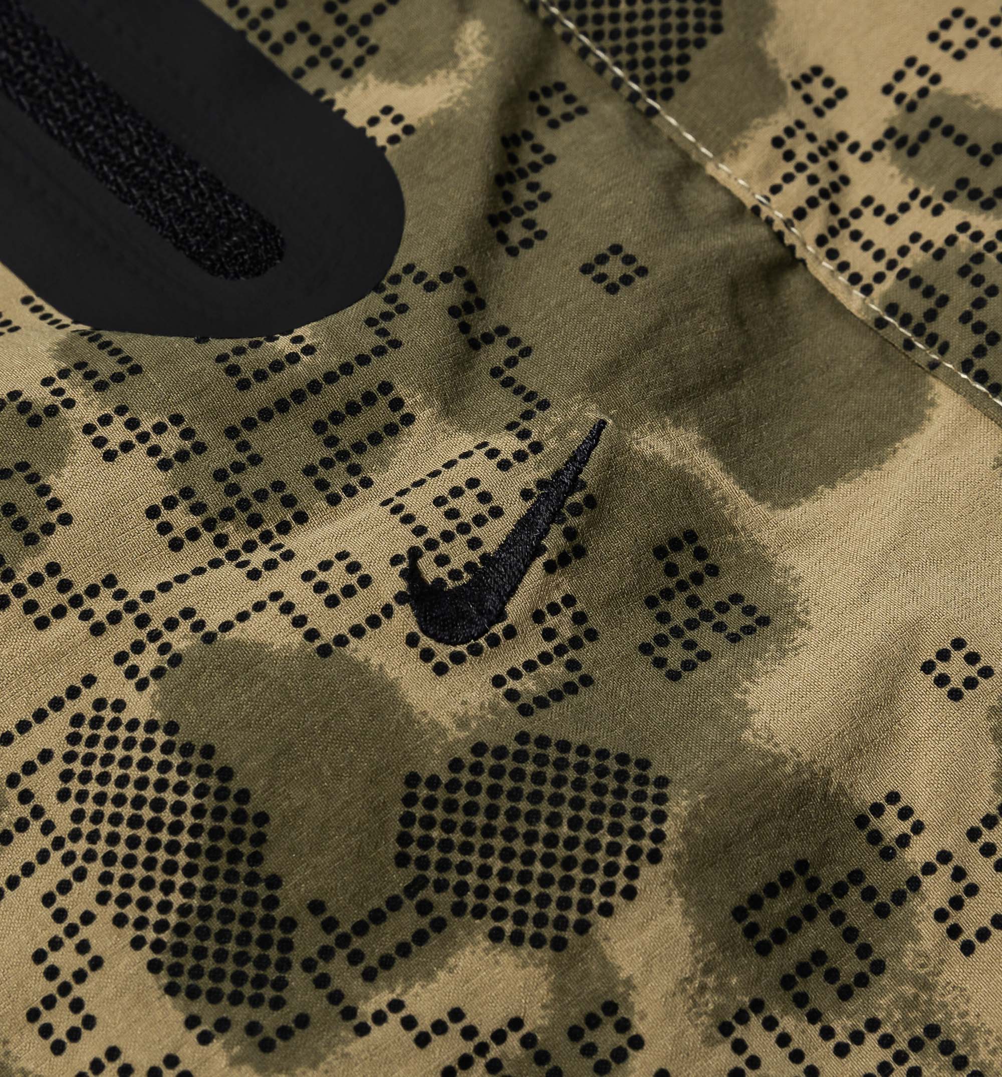 Tech Dri Fit Woven Camo Loose Mens Pant Camo Green