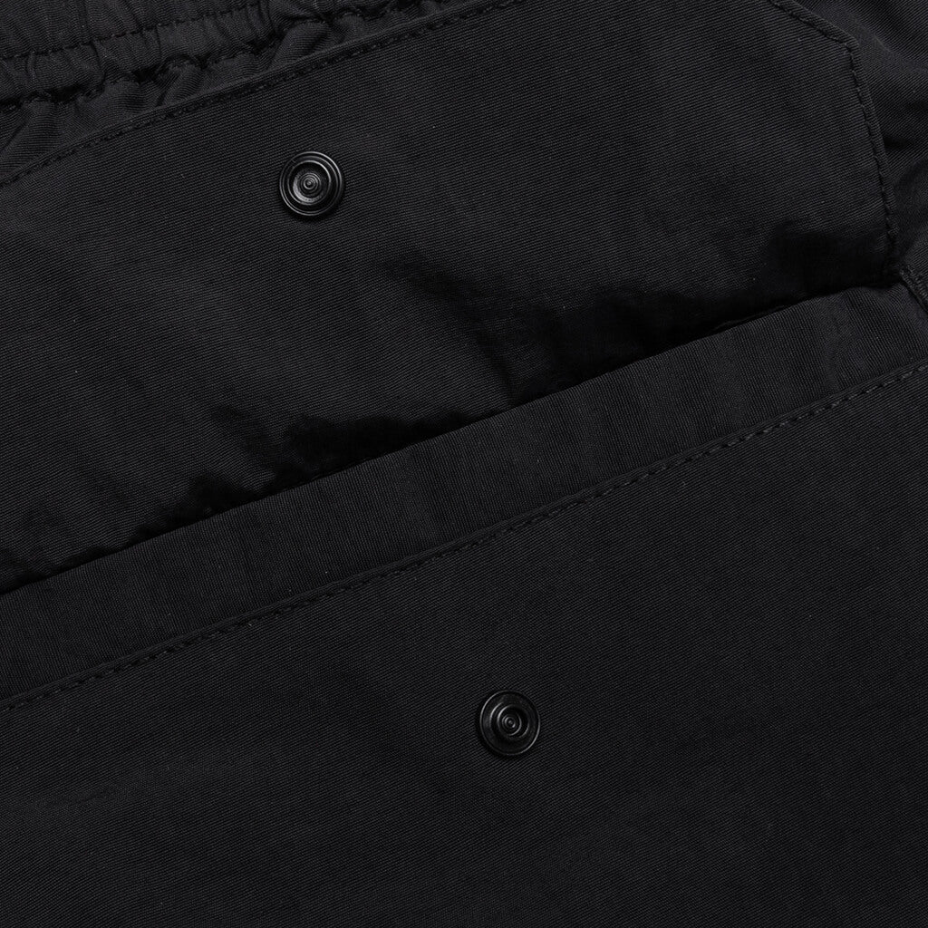 Running Dog Shorts Black