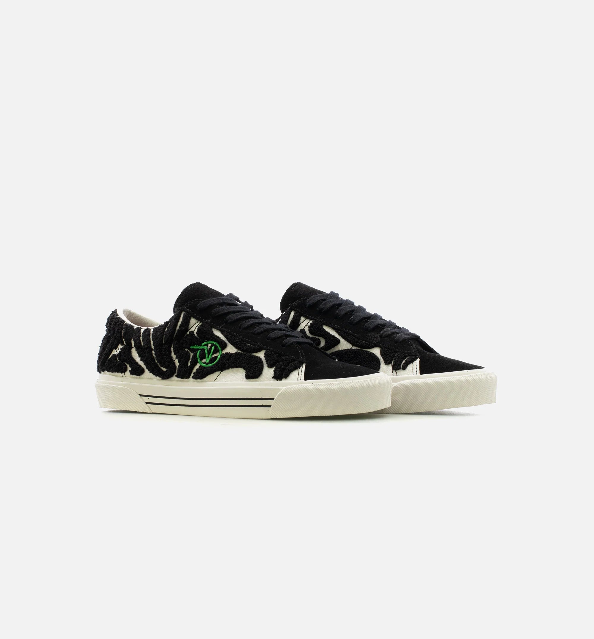 Anderson Paak X Vans Sid DX Mens Skateboarding Shoe Black White