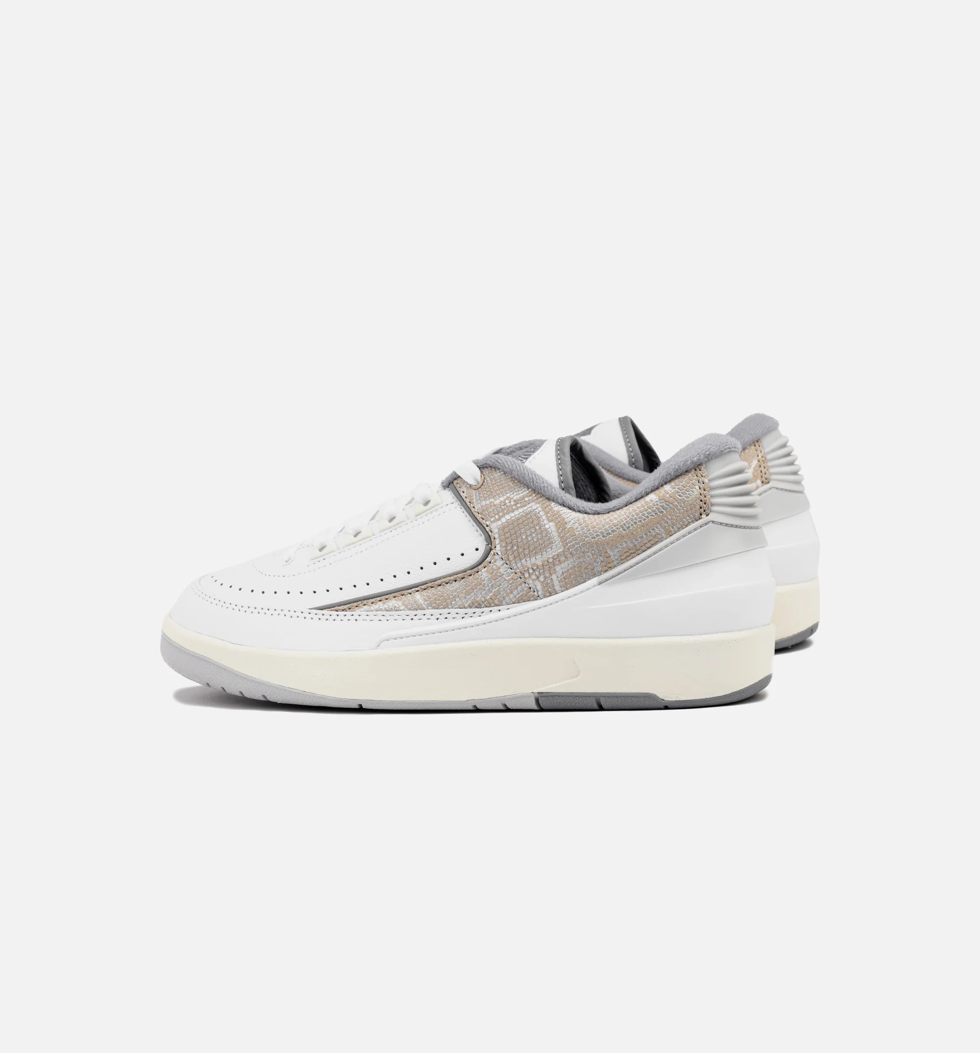 Air Jordan 2 Retro Python Mens Lifestyle Shoe White Cement Grey Sanddrift Neutral Grey Sail
