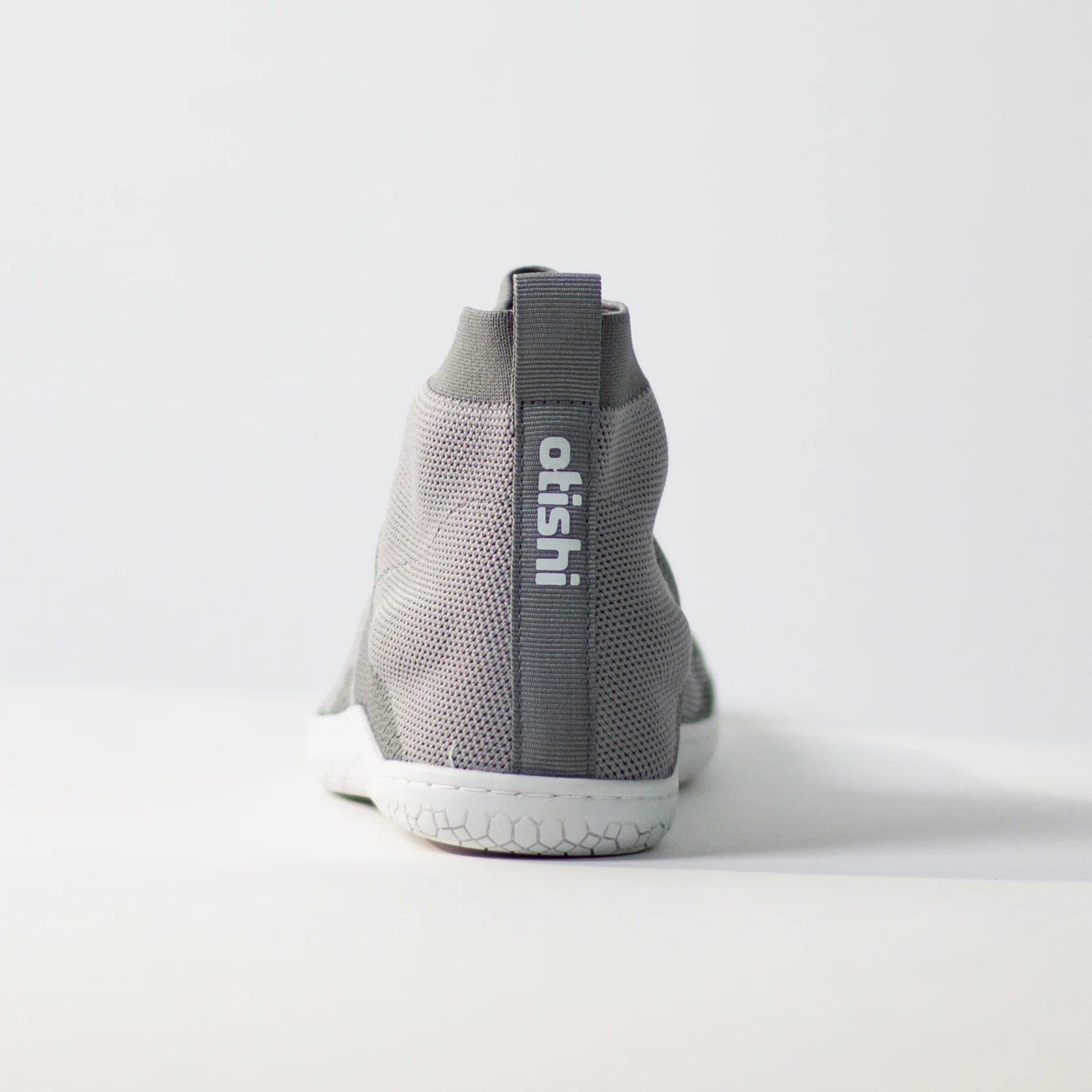 THE OTISHI 20 Moonstone Gray
