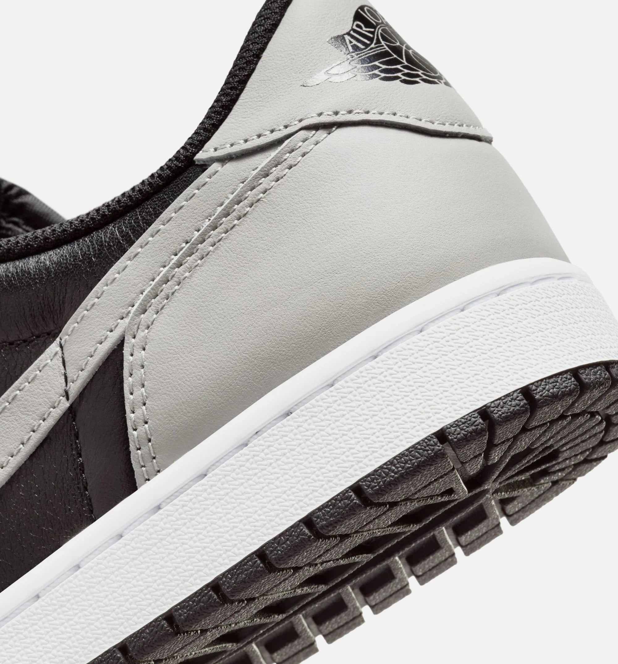 Air Jordan 1 Retro Low OG Shadow Mens Lifestyle Shoe Black Medium Grey White Free Shipping
