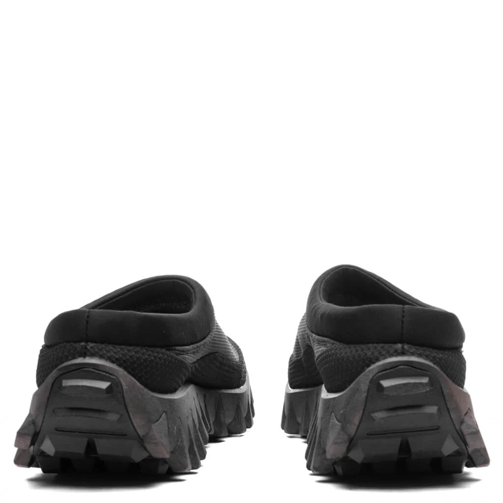 Snowclog Black Black Asphalt
