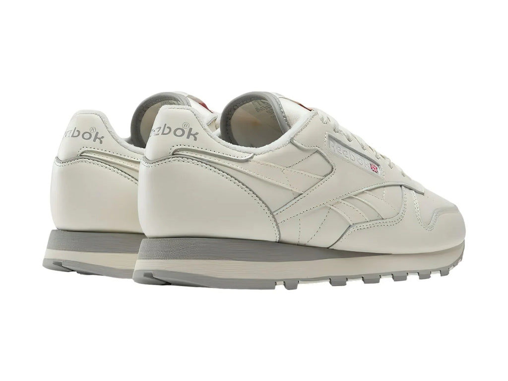 Tenis Reebok Classic Leather Blanco Hueso y Gris para Hombre