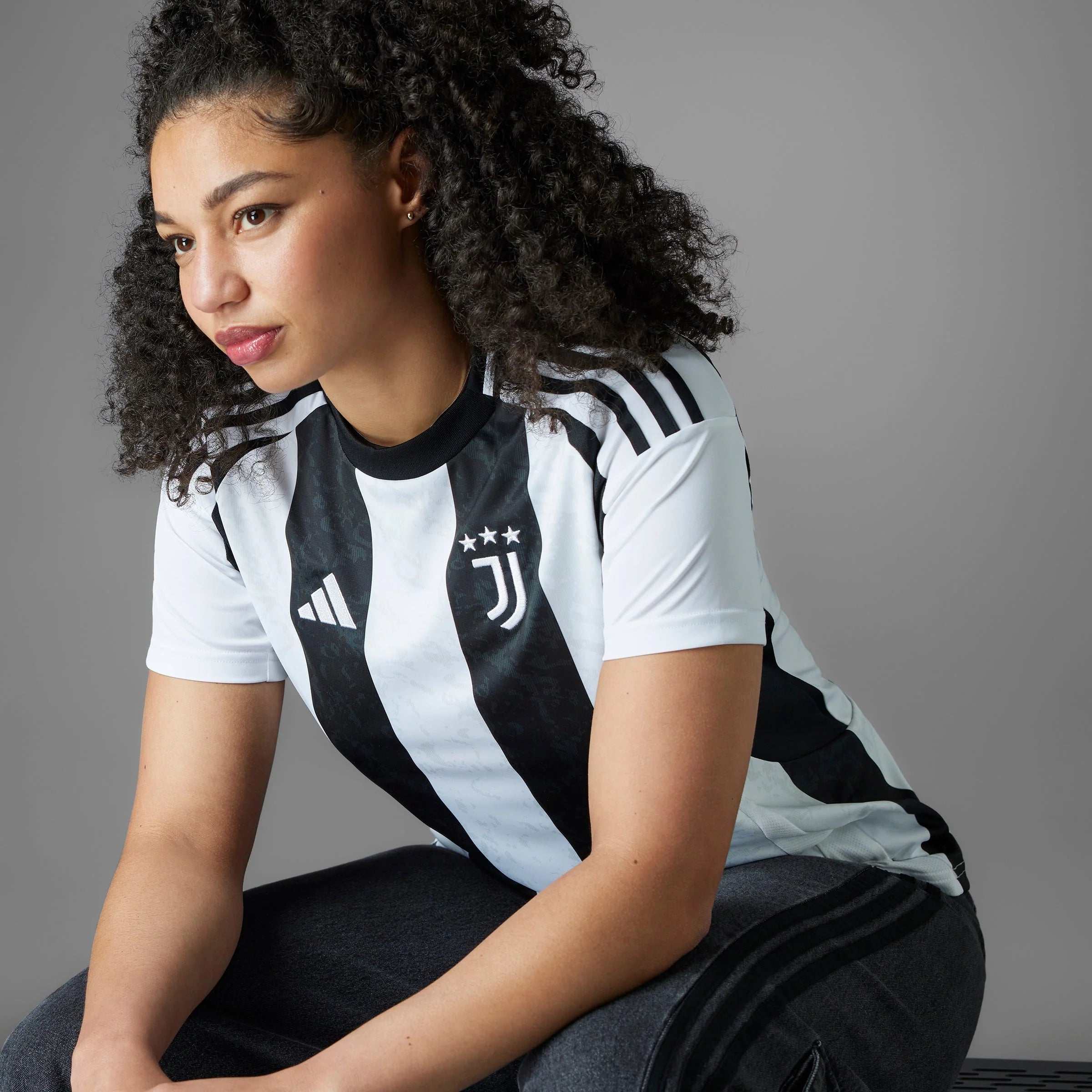 adidas Womens Juventus Home Jersey 24 25