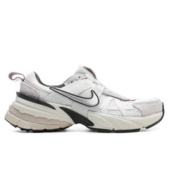 Womens V2K Run Summit White Chrome White Light Orewood Brown