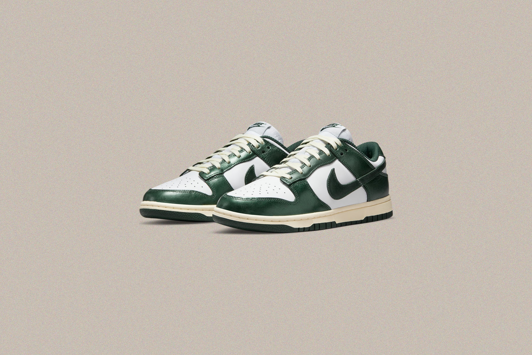 Womens Dunk Low Vintage Green White Pro Green Coconut Milk