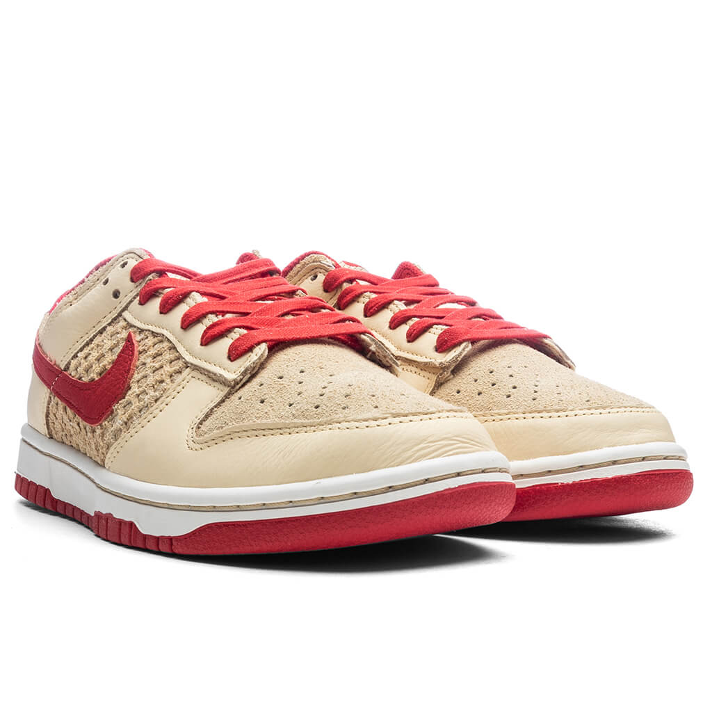 Dunk Low Retro SE Strawberry Waffle Pale Vanilla University Red Sail Wheat