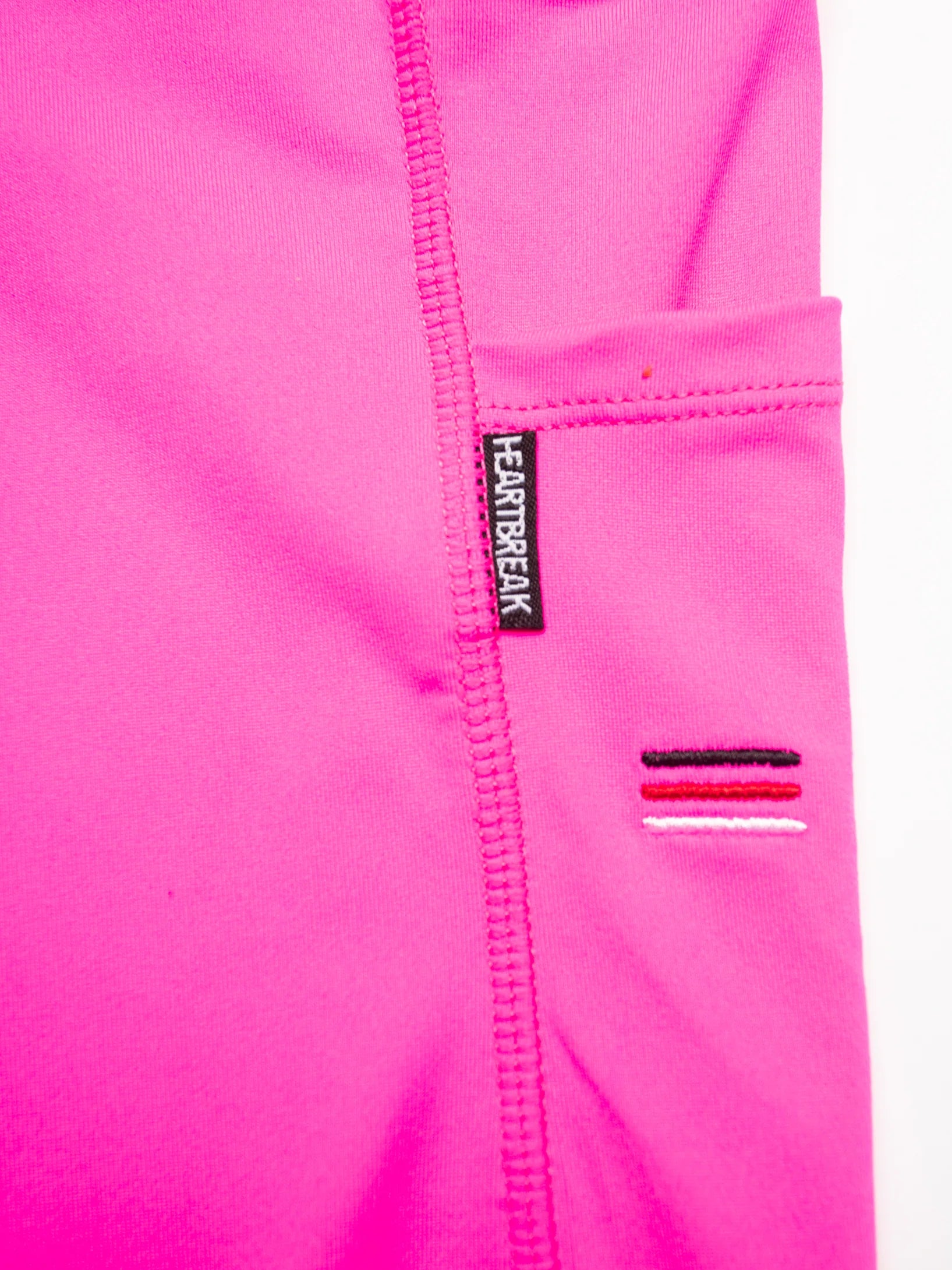 Heartbreak Womens Triple Pocket 5 Running Shorts